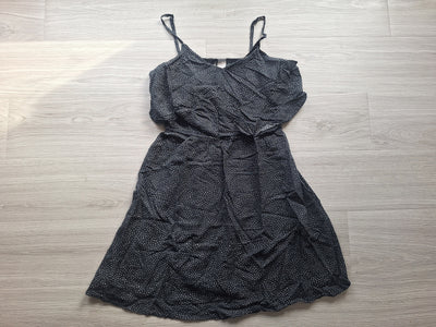H&M Divided Volantkleid 36