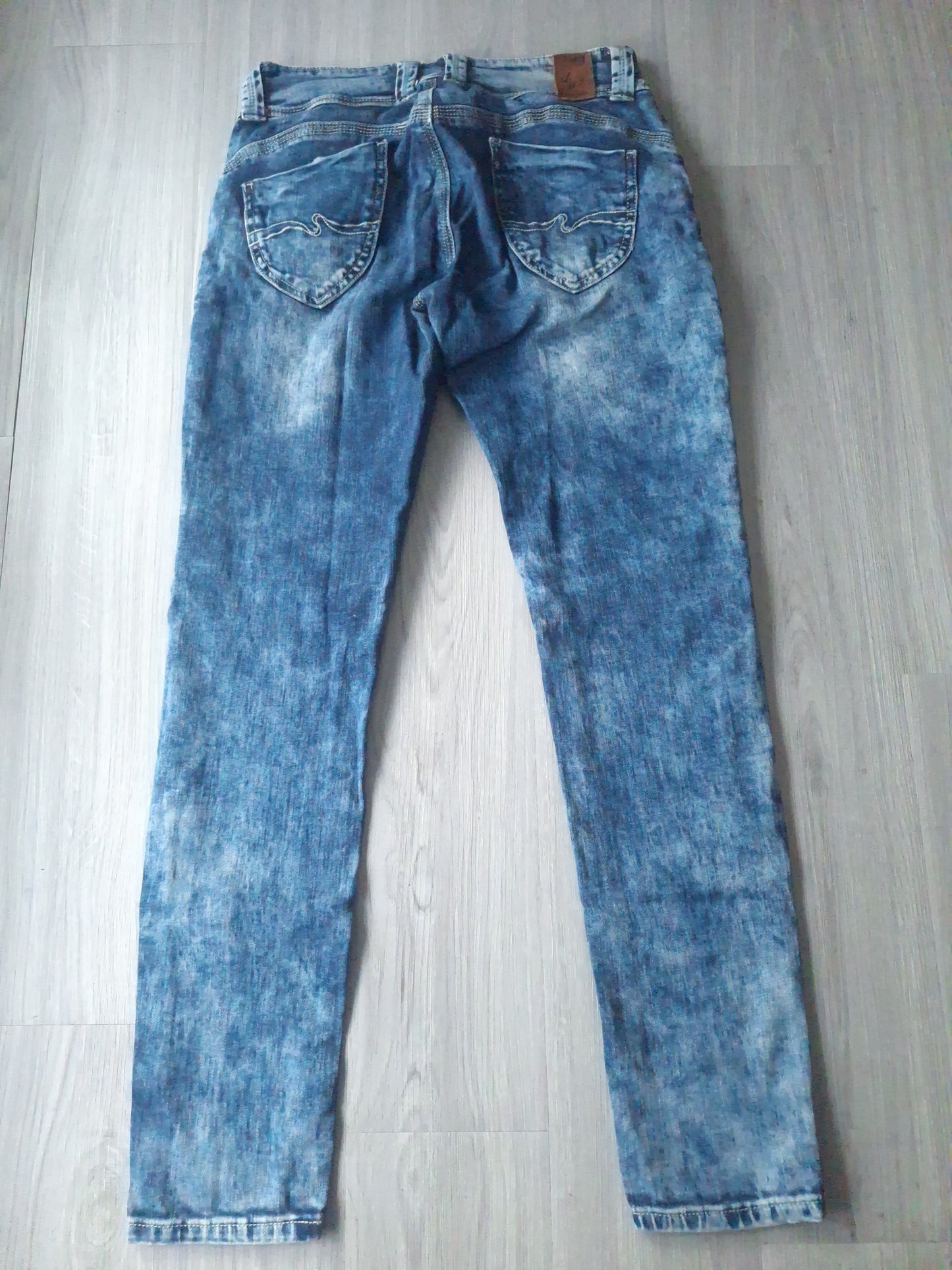 Blue Monkey Slim Fit Röhrenjeans W29 L32 36