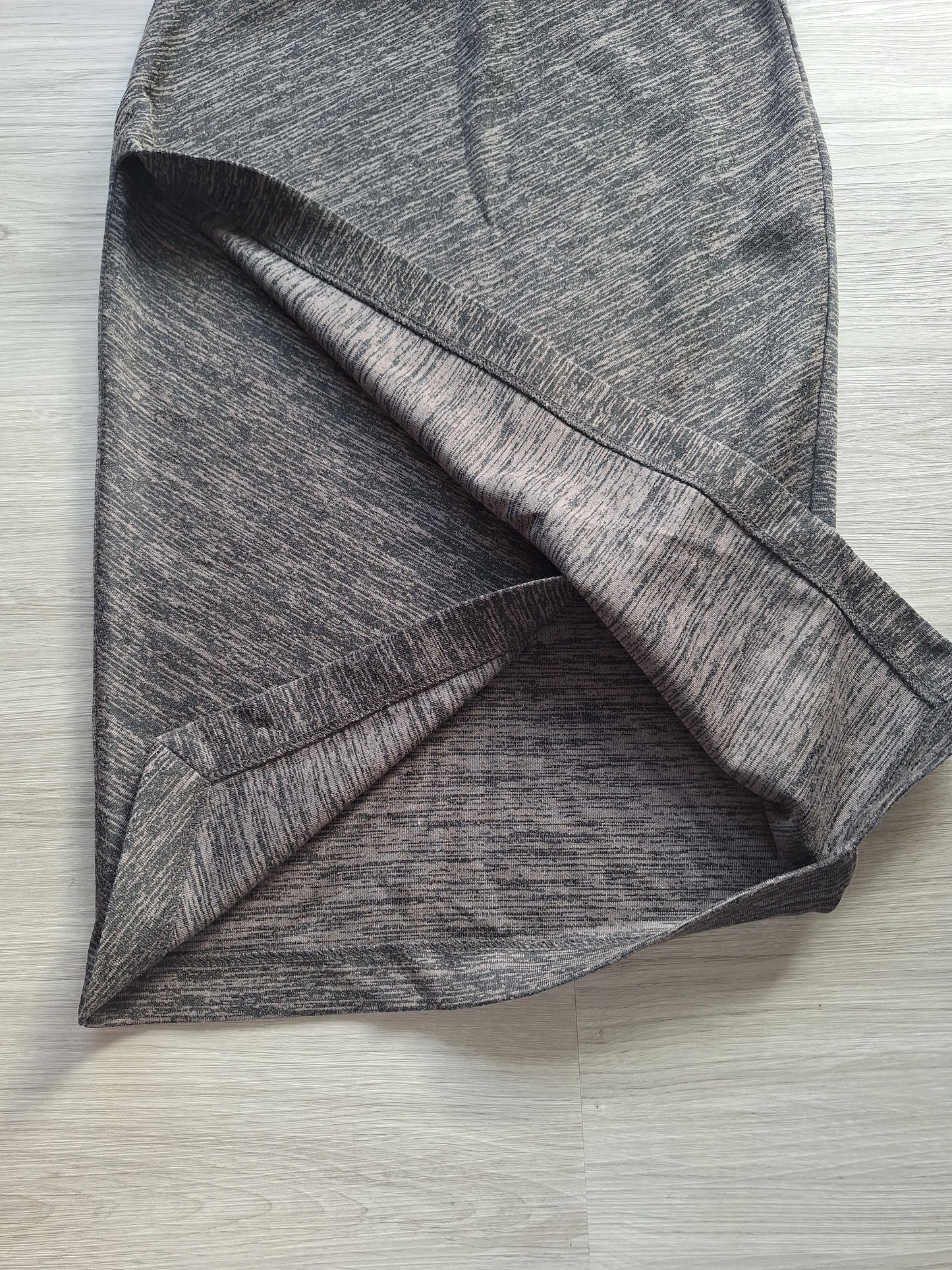 H&M Asymmetrischer Midirock 36