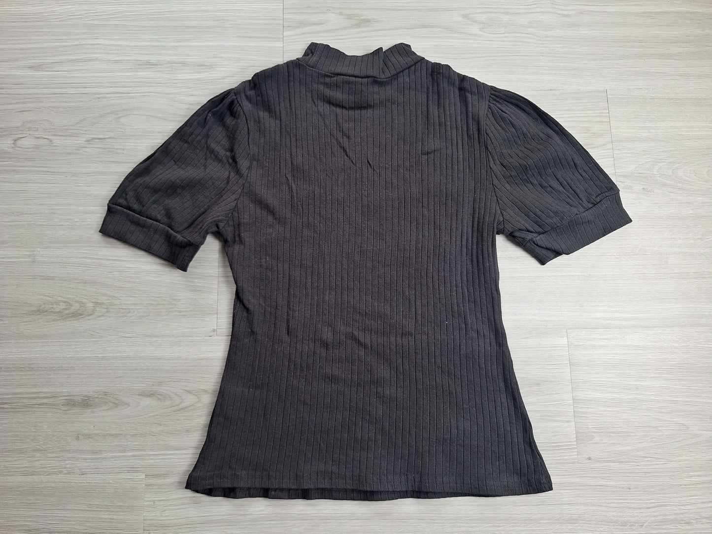 Shein Rippshirt Puffärmeln 36
