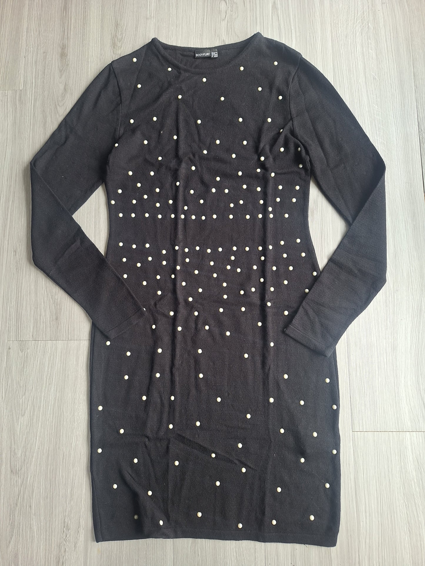 Bodyflirt Strickkleid Nietenoptik 36/38