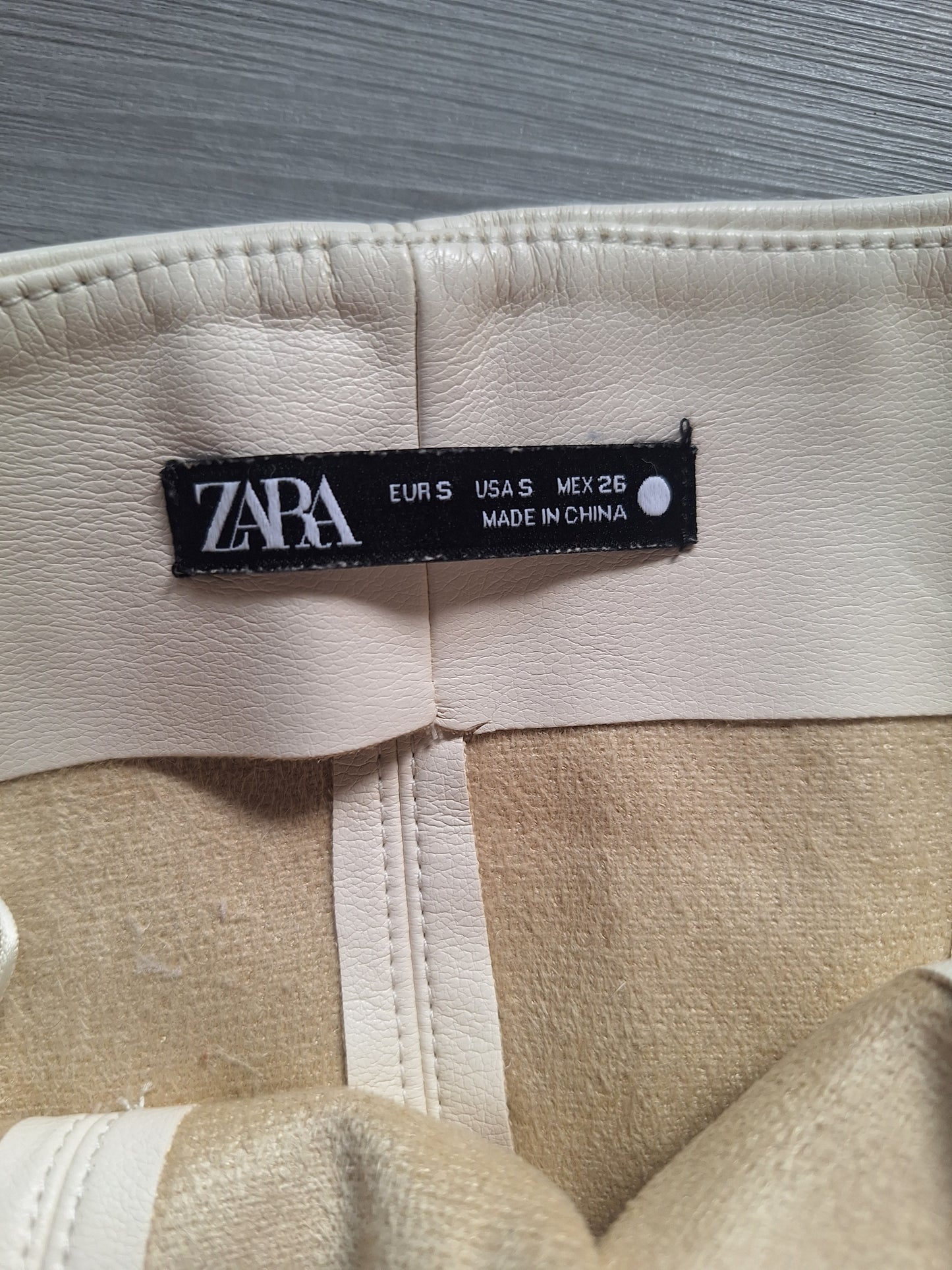 Zara Bandeau Top Kunstleder 36