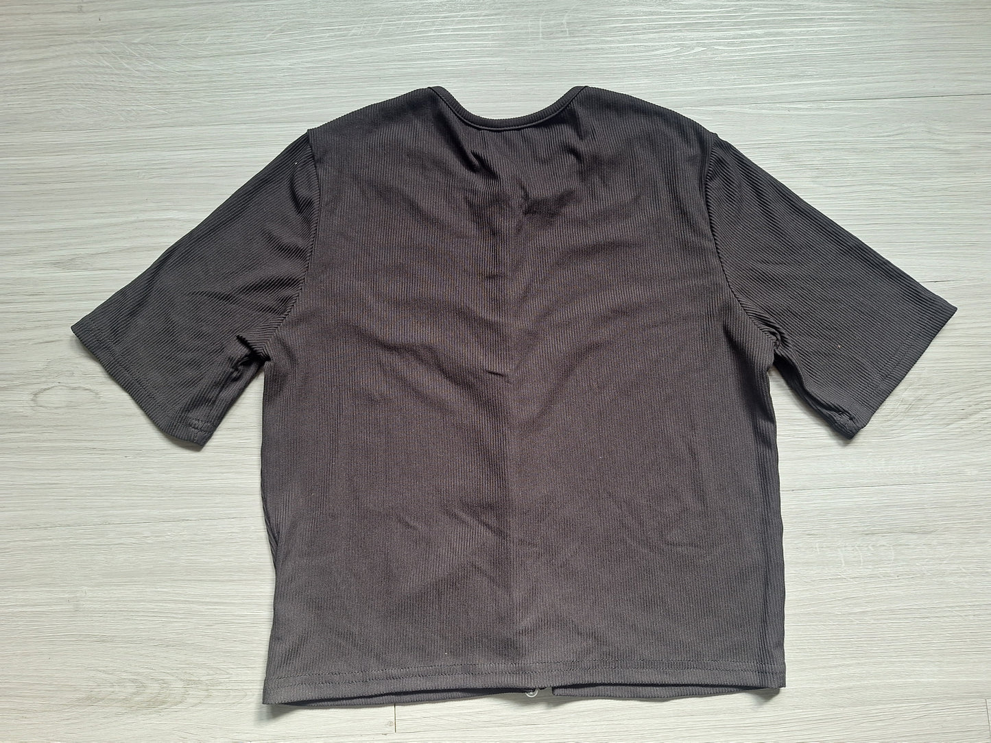 Shein Rippshirt Perlenknöpfen 38