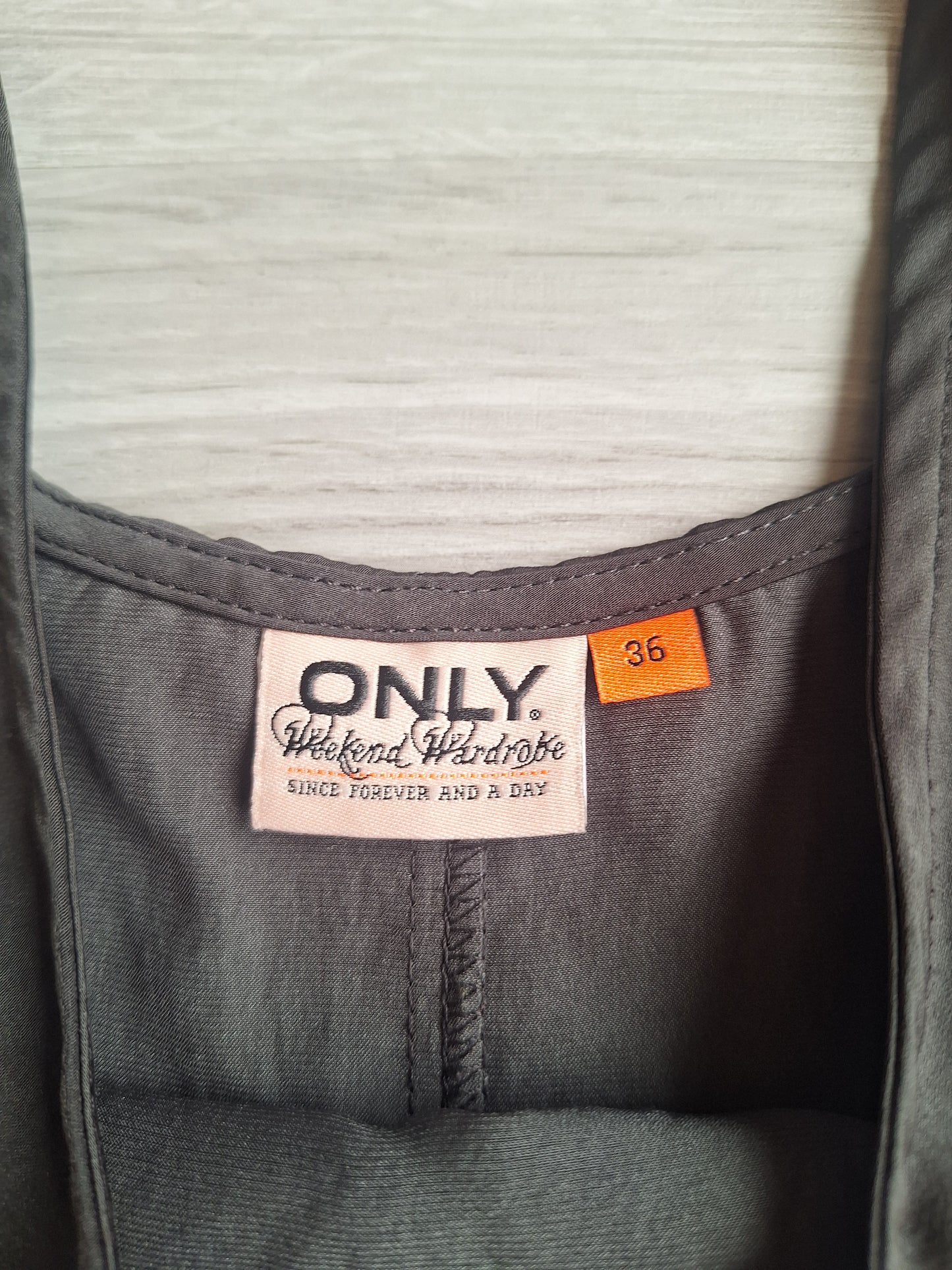 ONLY Blusentop Kette 36