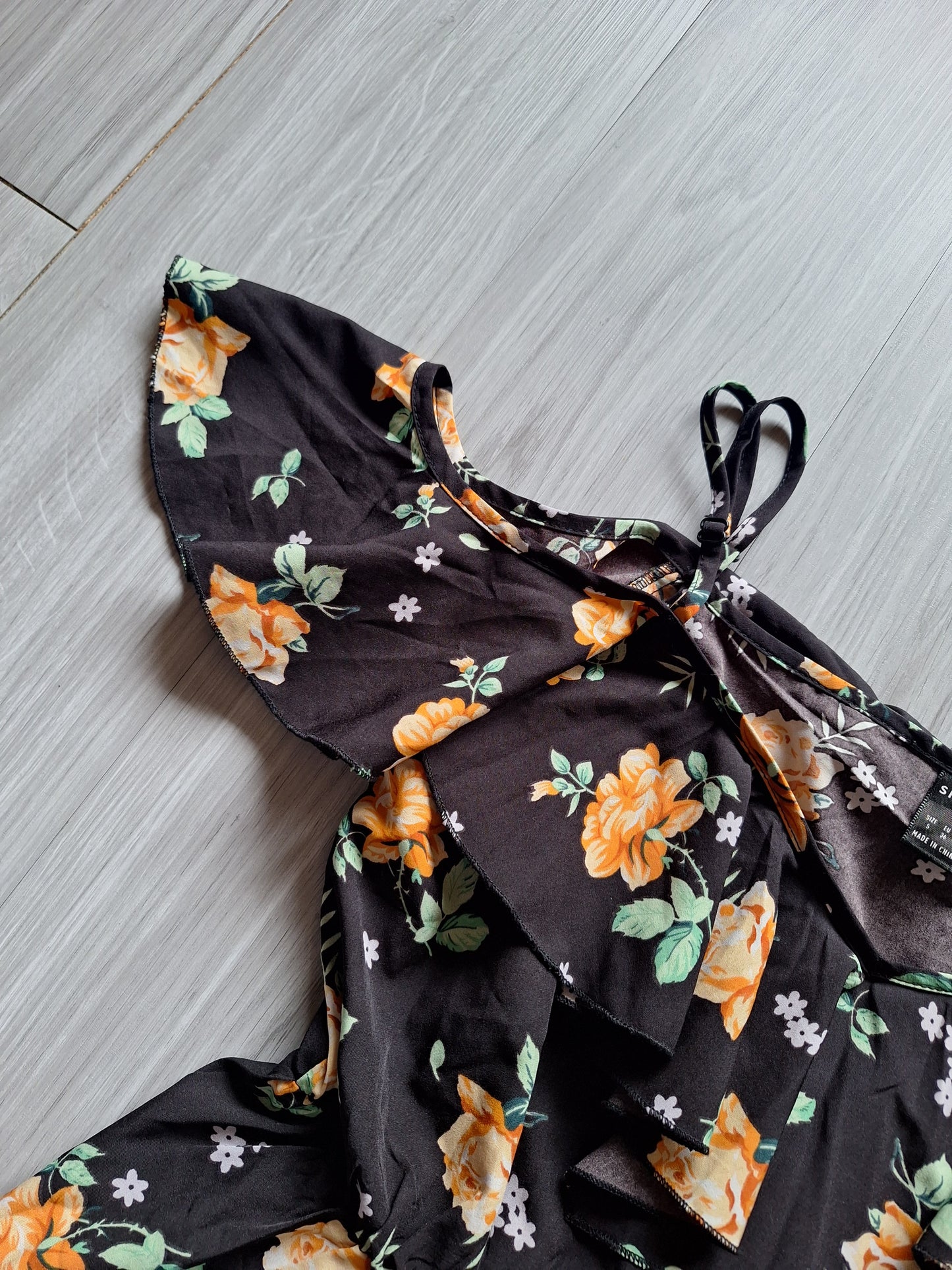 Shein Carmenkleid Off-Shoulder 36
