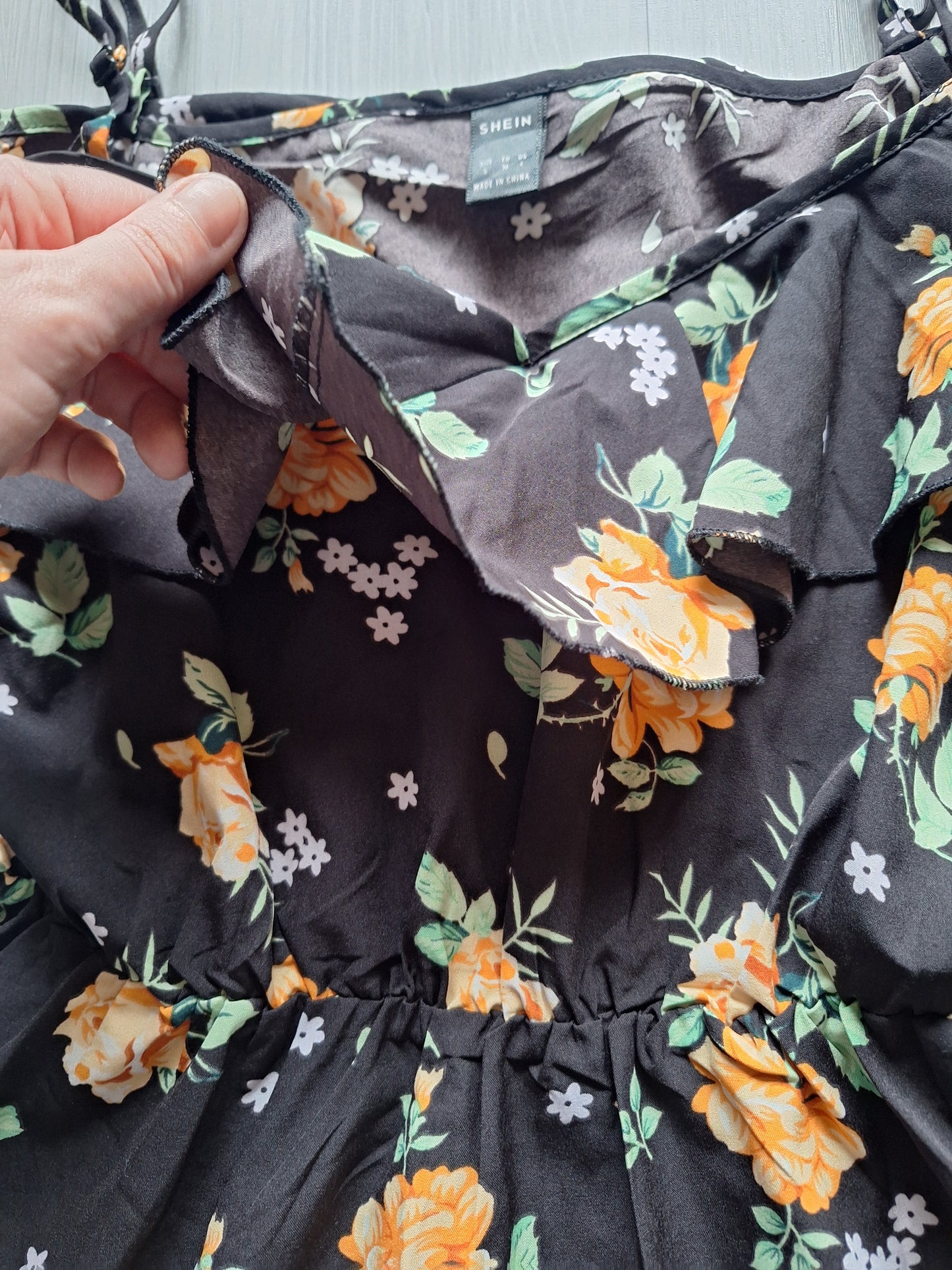 Shein Carmenkleid Off-Shoulder 36