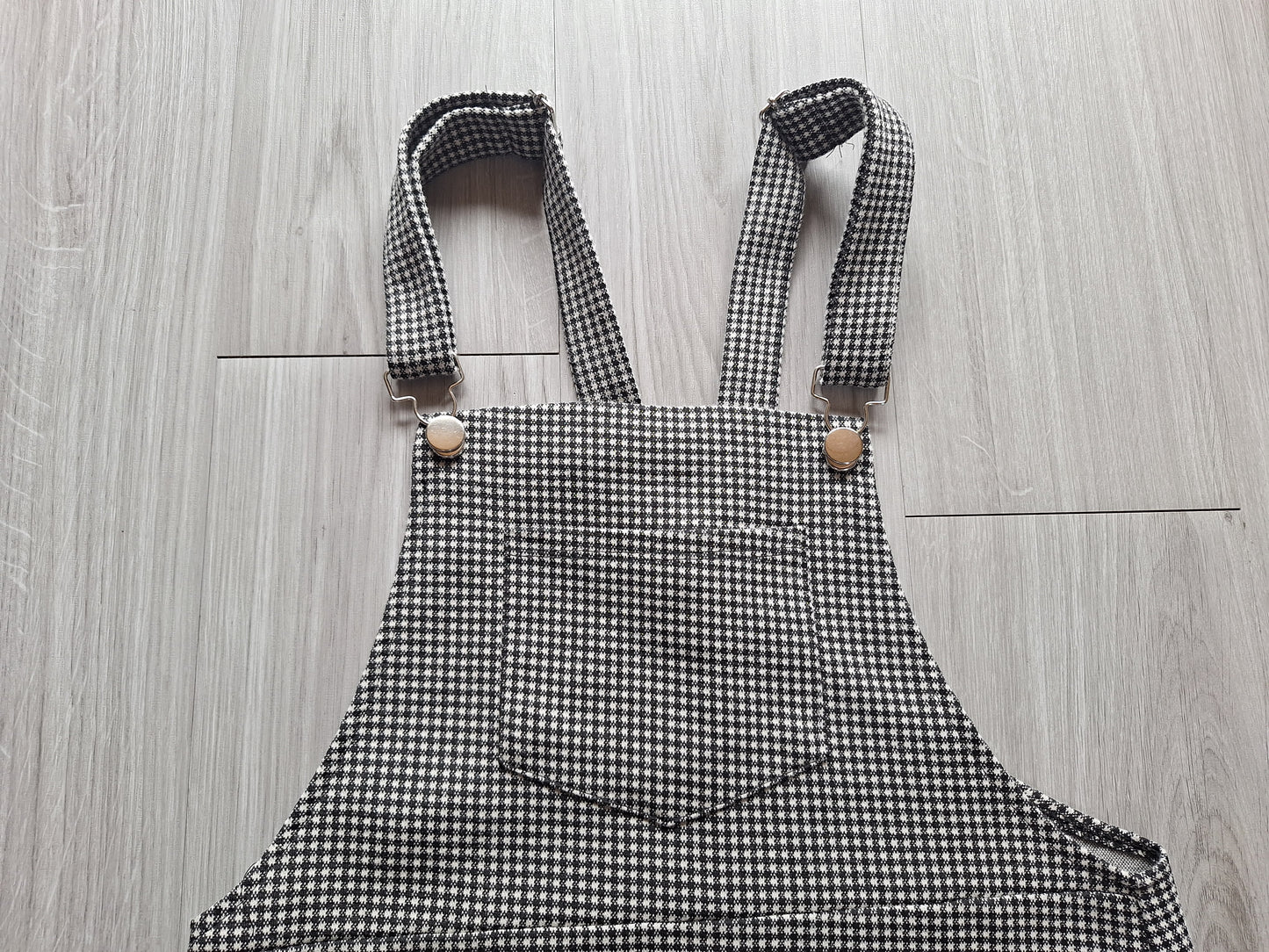 Clockhouse Latzkleid Hahnentritt 36