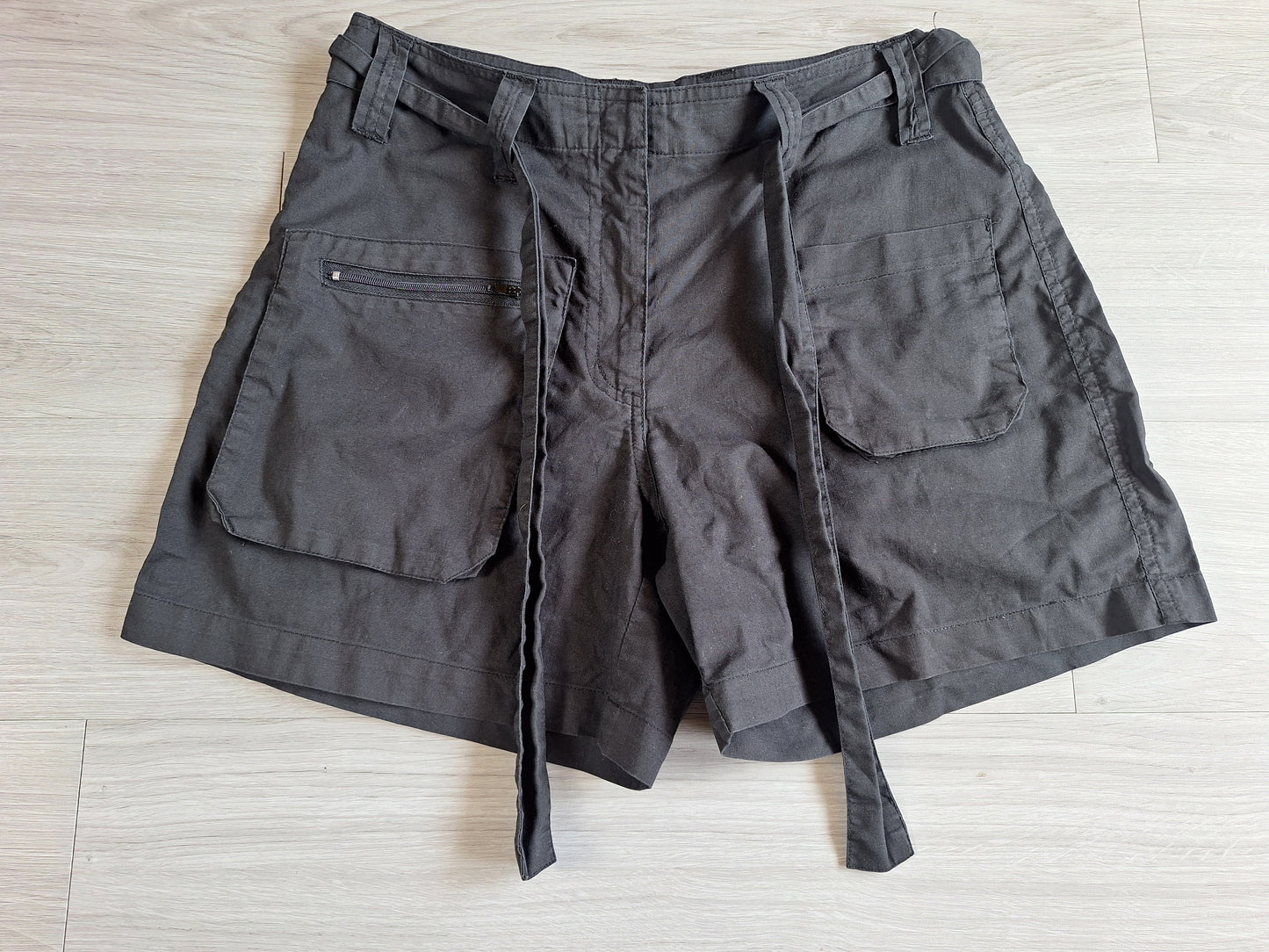 Young Classic High Waist Shorts 36