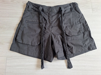 Young Classic High Waist Shorts 36