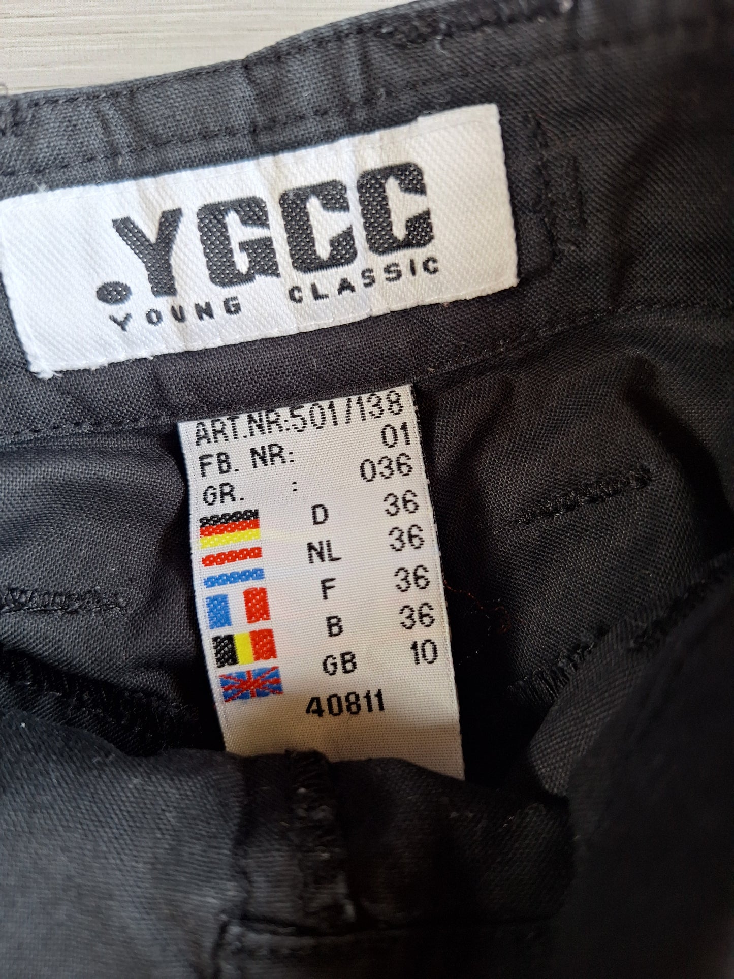 Young Classic High Waist Shorts 36