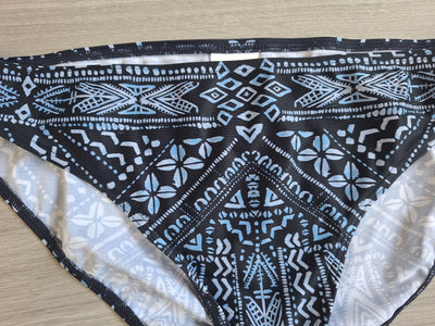 Olympia Bikinihose Ethnomuster 42