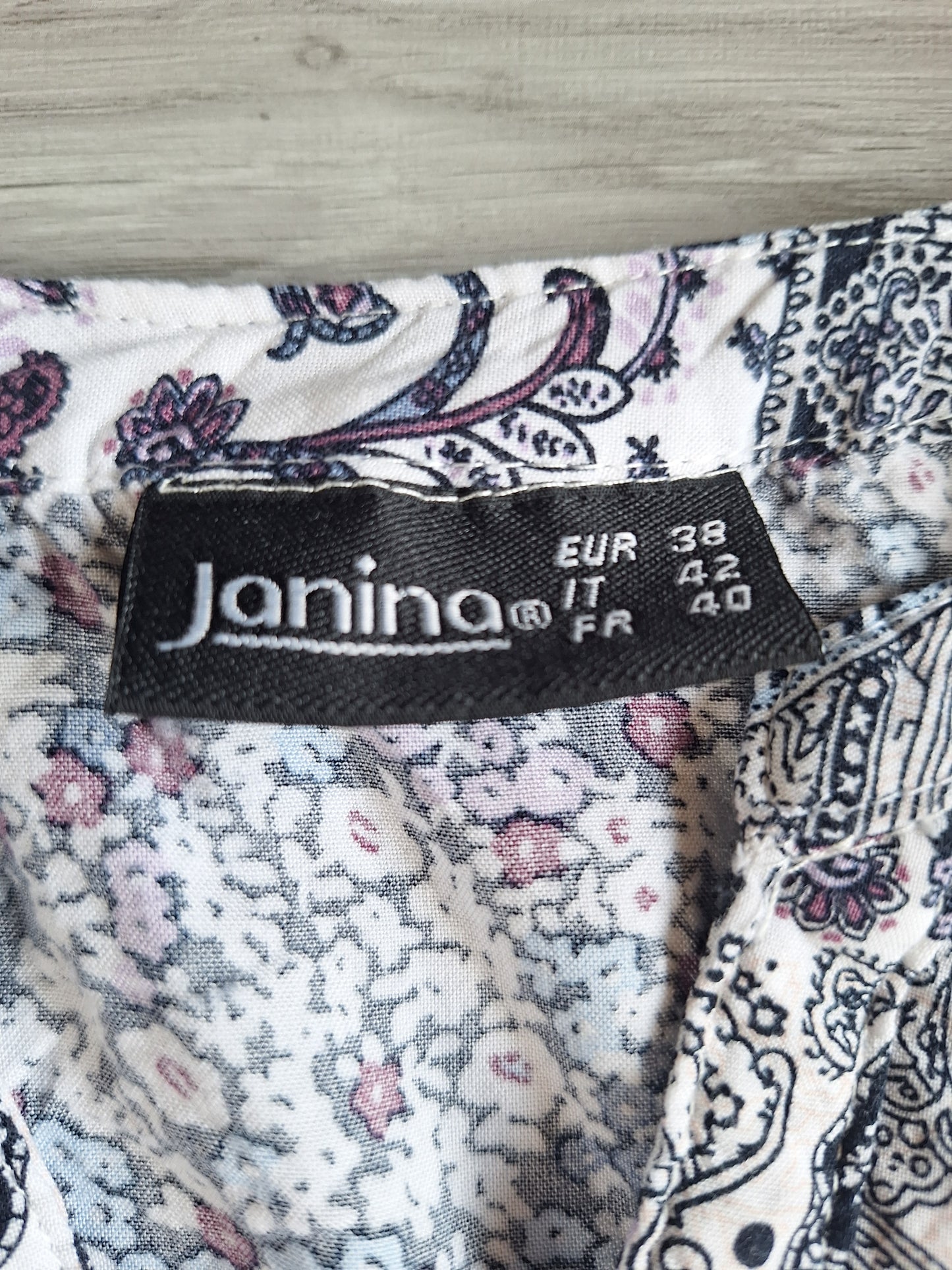 Janina Viskosebluse Paisley 38