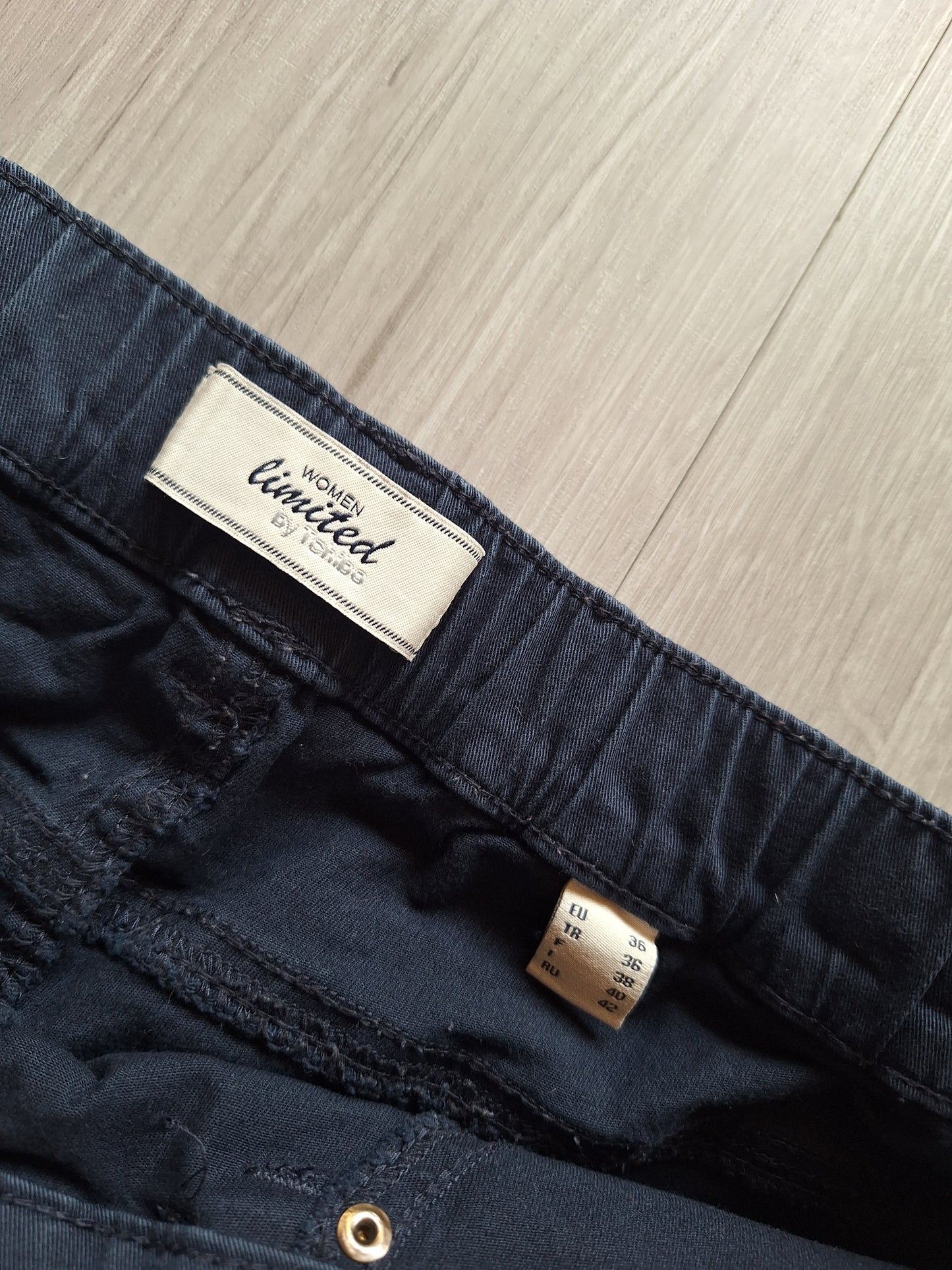 Tchibo Slim Fit Hose 38