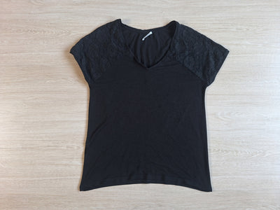 Promod T-Shirt Spitzeneinsatz 38