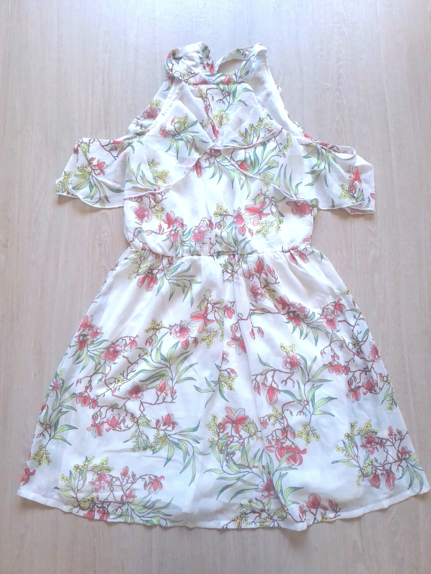 Clockhouse Chiffonkleid Cut-outs 36