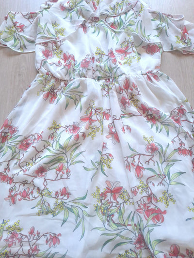 Clockhouse Chiffonkleid Cut-outs 36