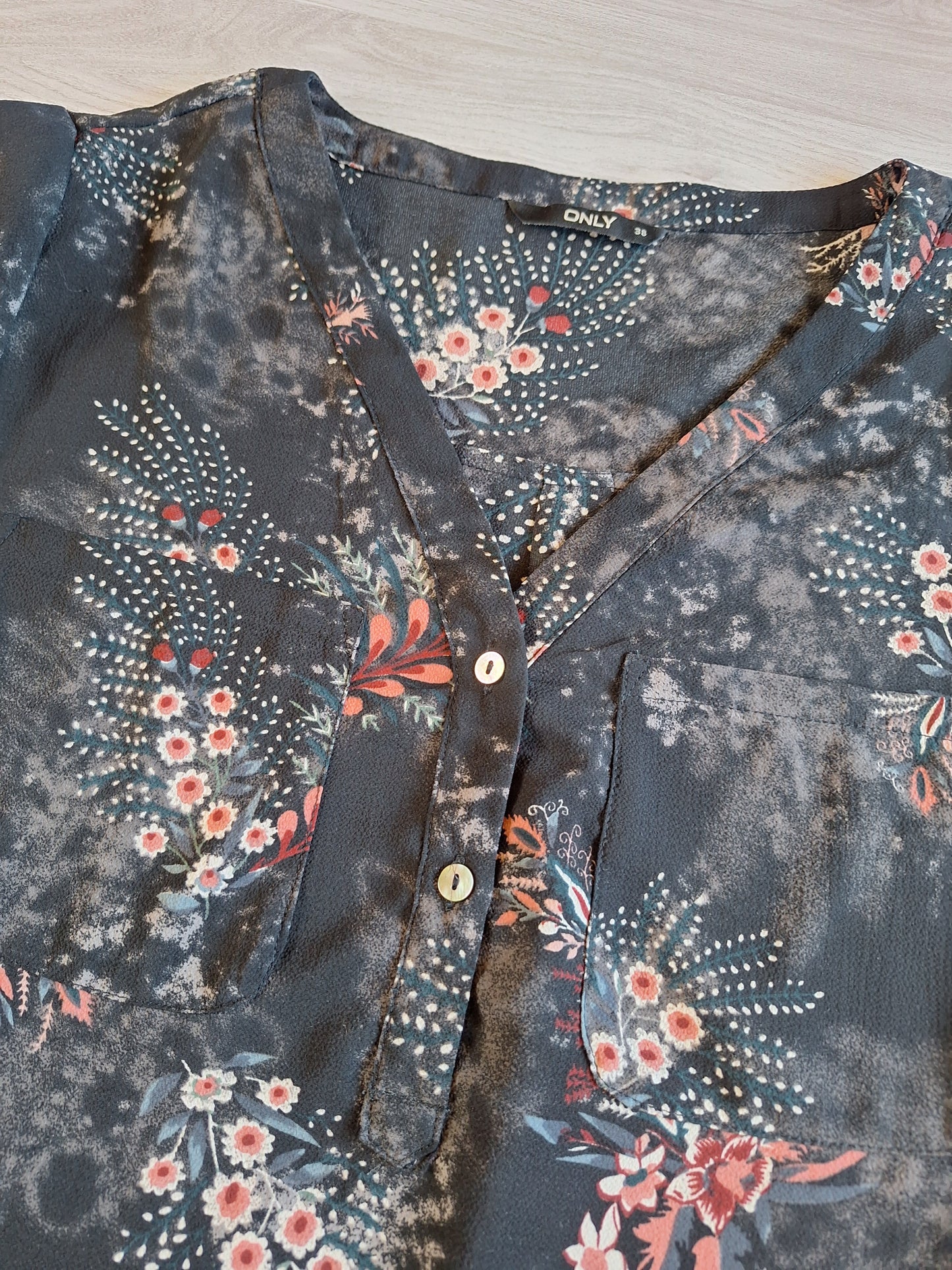 ONLY Bluse Blumenmuster 38
