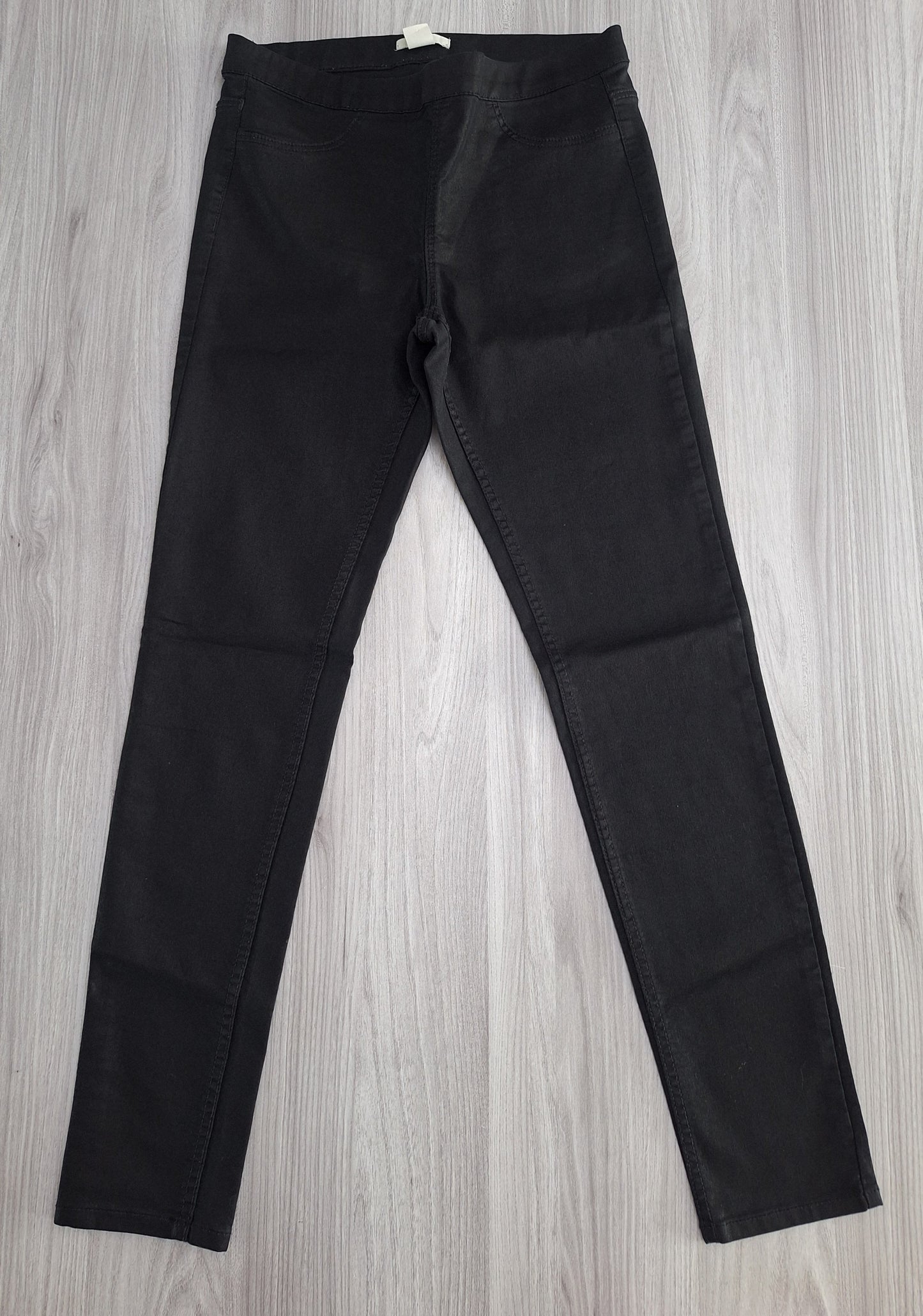 H&M Jeggings Schimmernd 40
