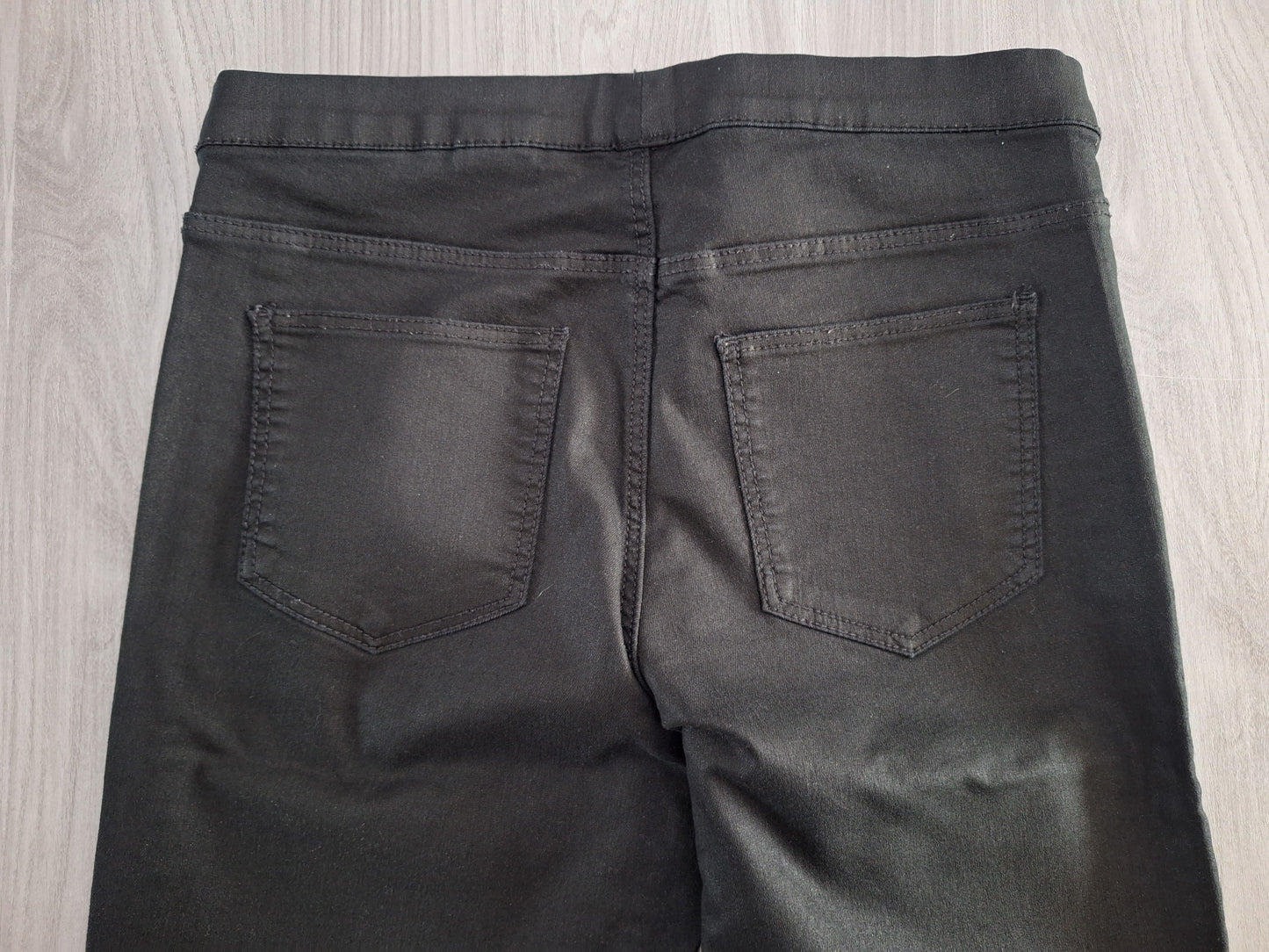 H&M Jeggings Schimmernd 40