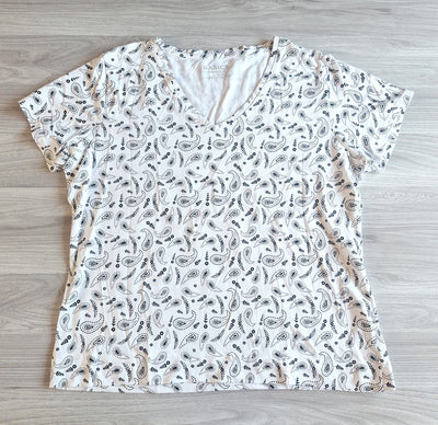 Infinity T-Shirt Paisleymuster 42