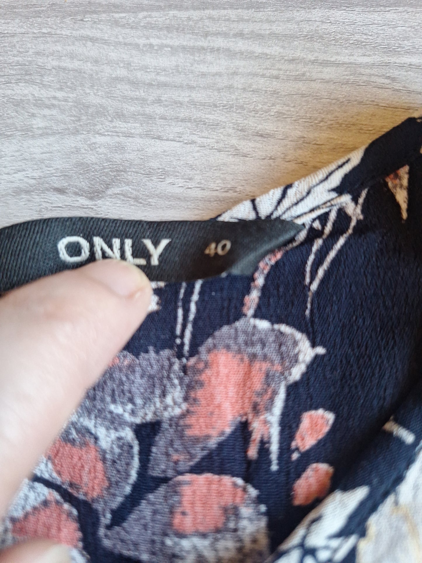 ONLY Blusenshirt Blumenmuster 40