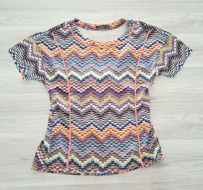 Colorblock Shirt Cut-Out Rücken 38