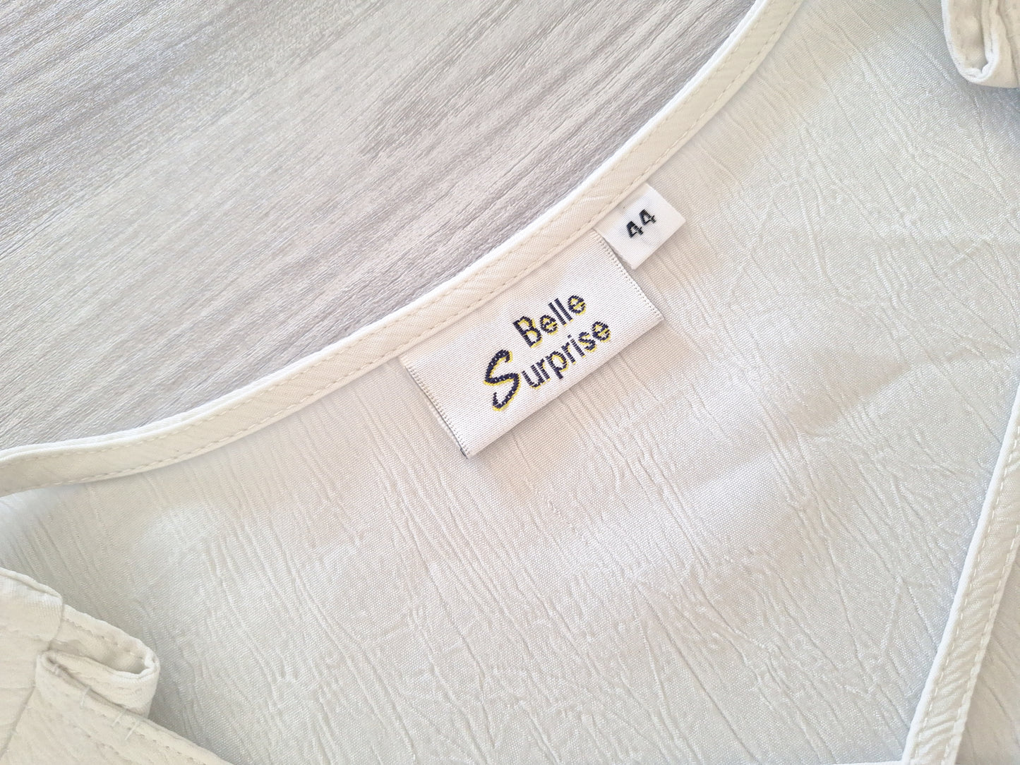 Belle Surprise Blusentop Criss-Cross 42
