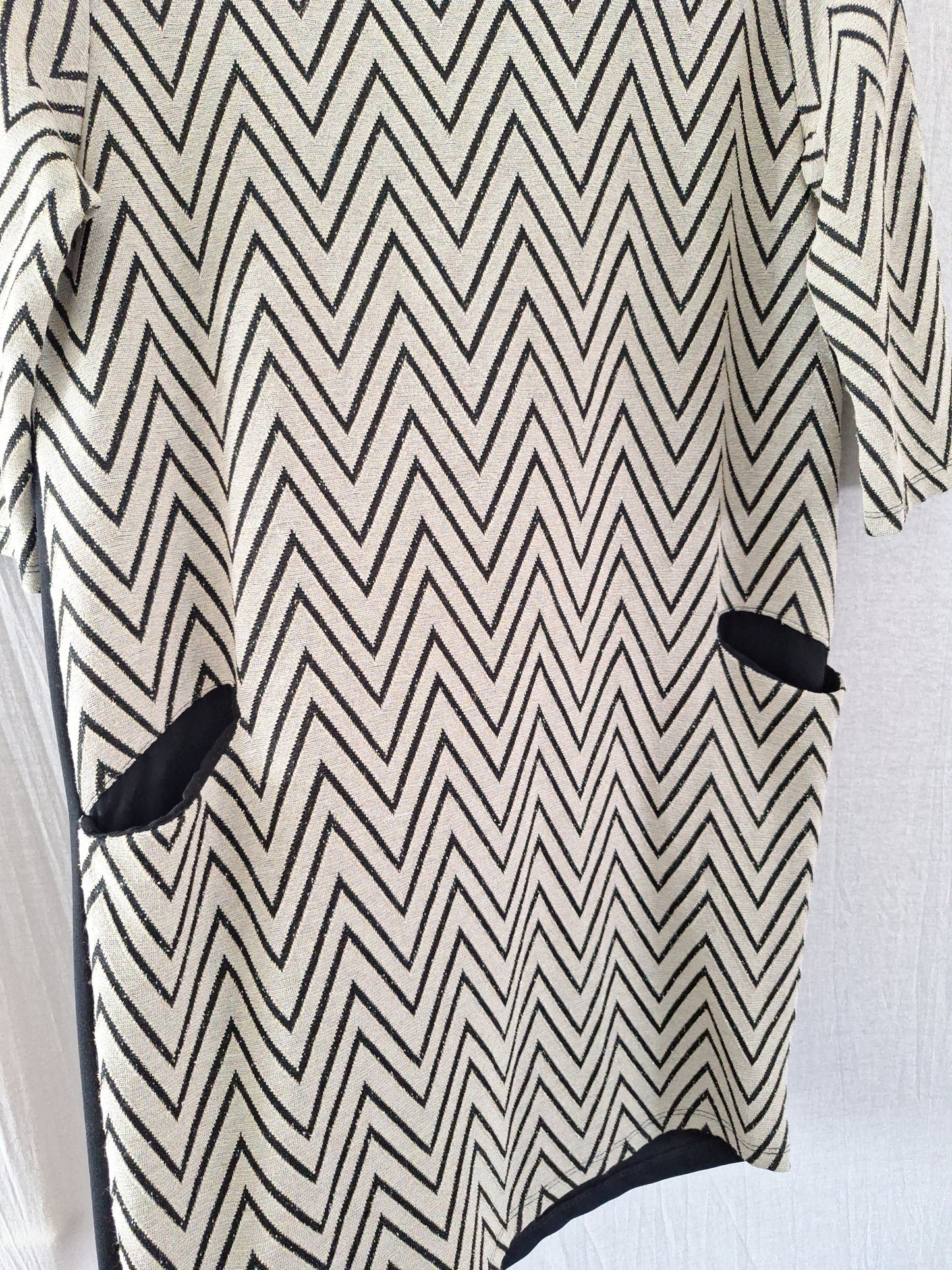 Na-Ni Strickkleid Zickzack 38