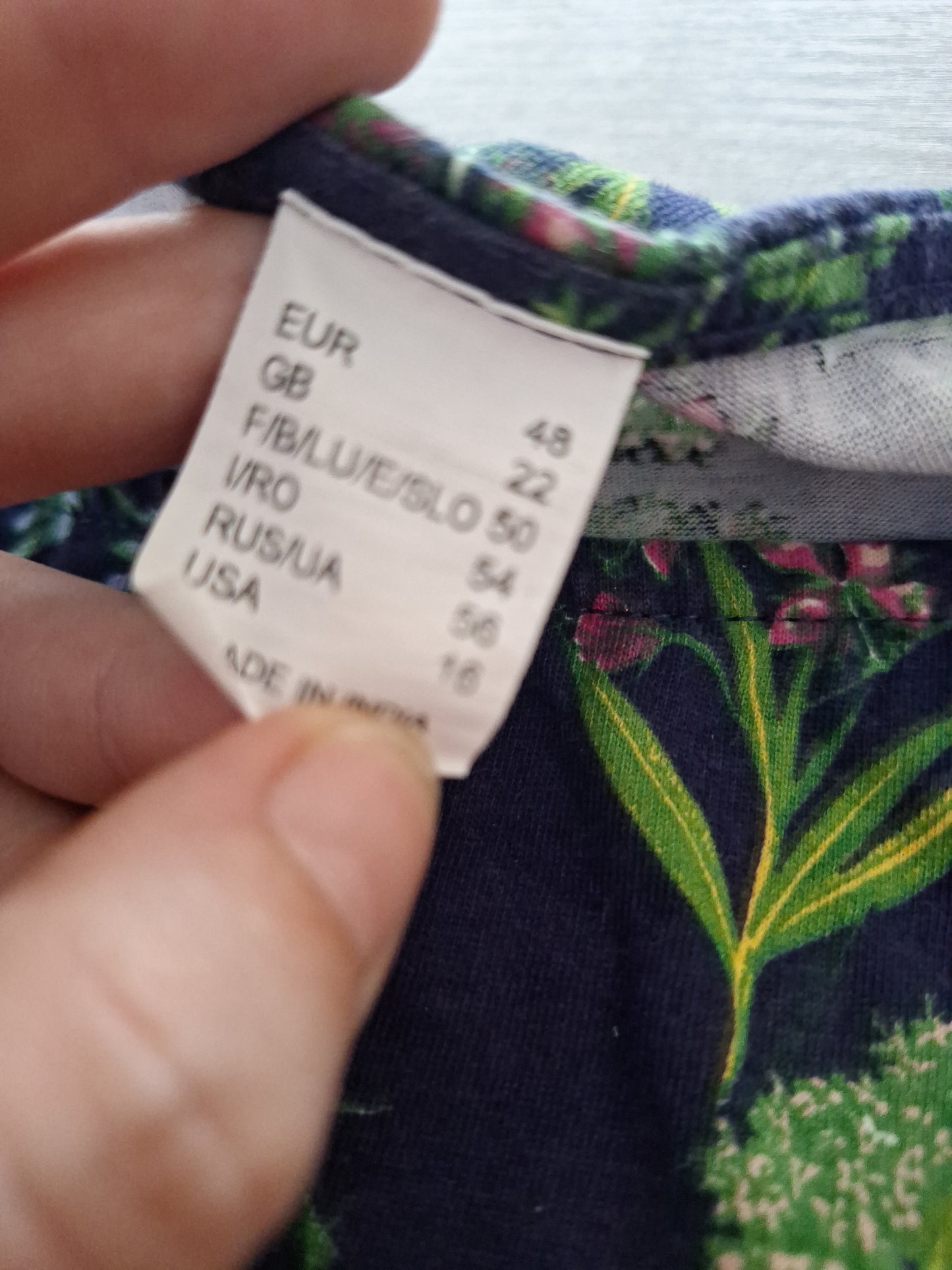 T-Shirt Blumenmuster 48