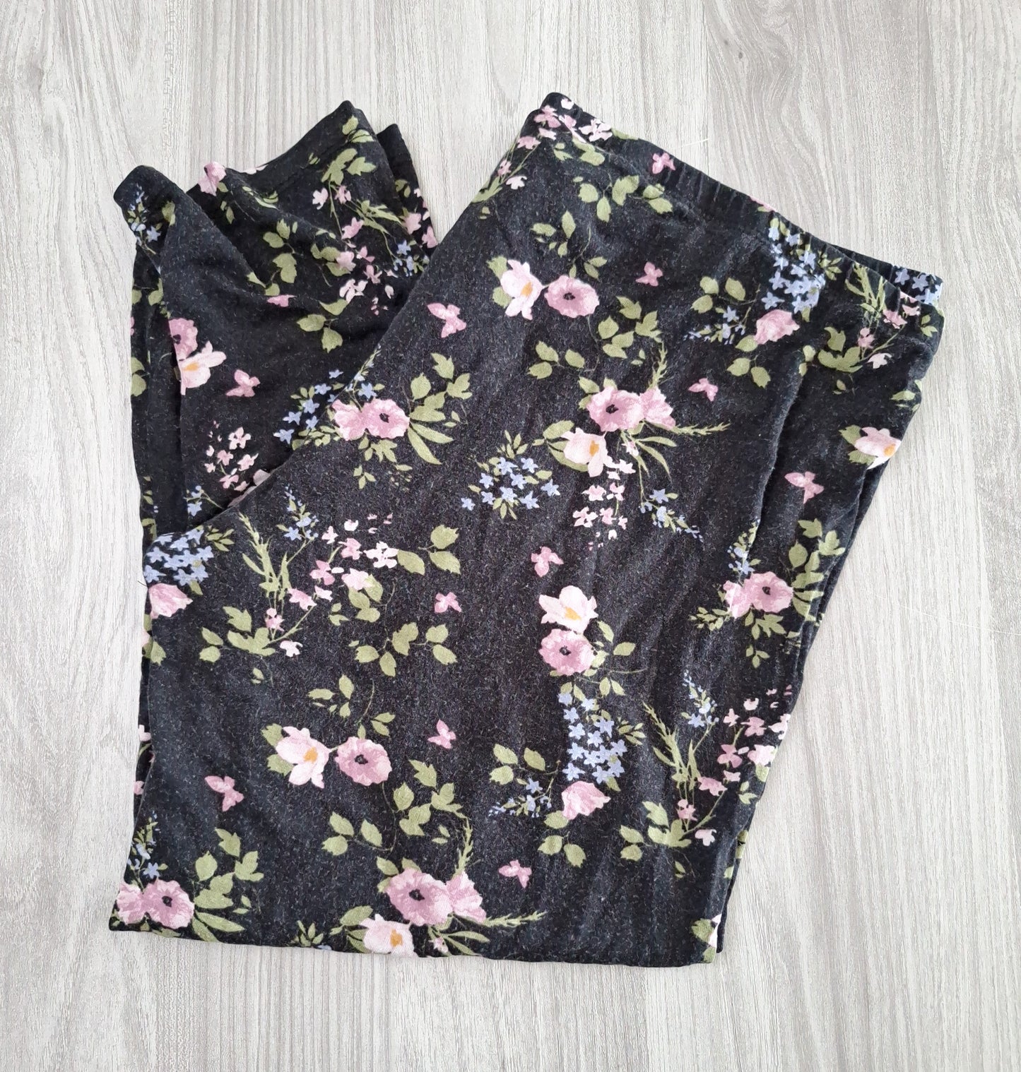 Janina Capri Blumenmuster 48