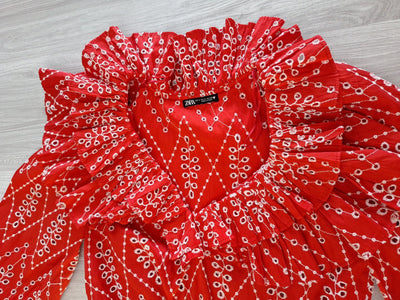 Zara Bluse Lochstickerei 36