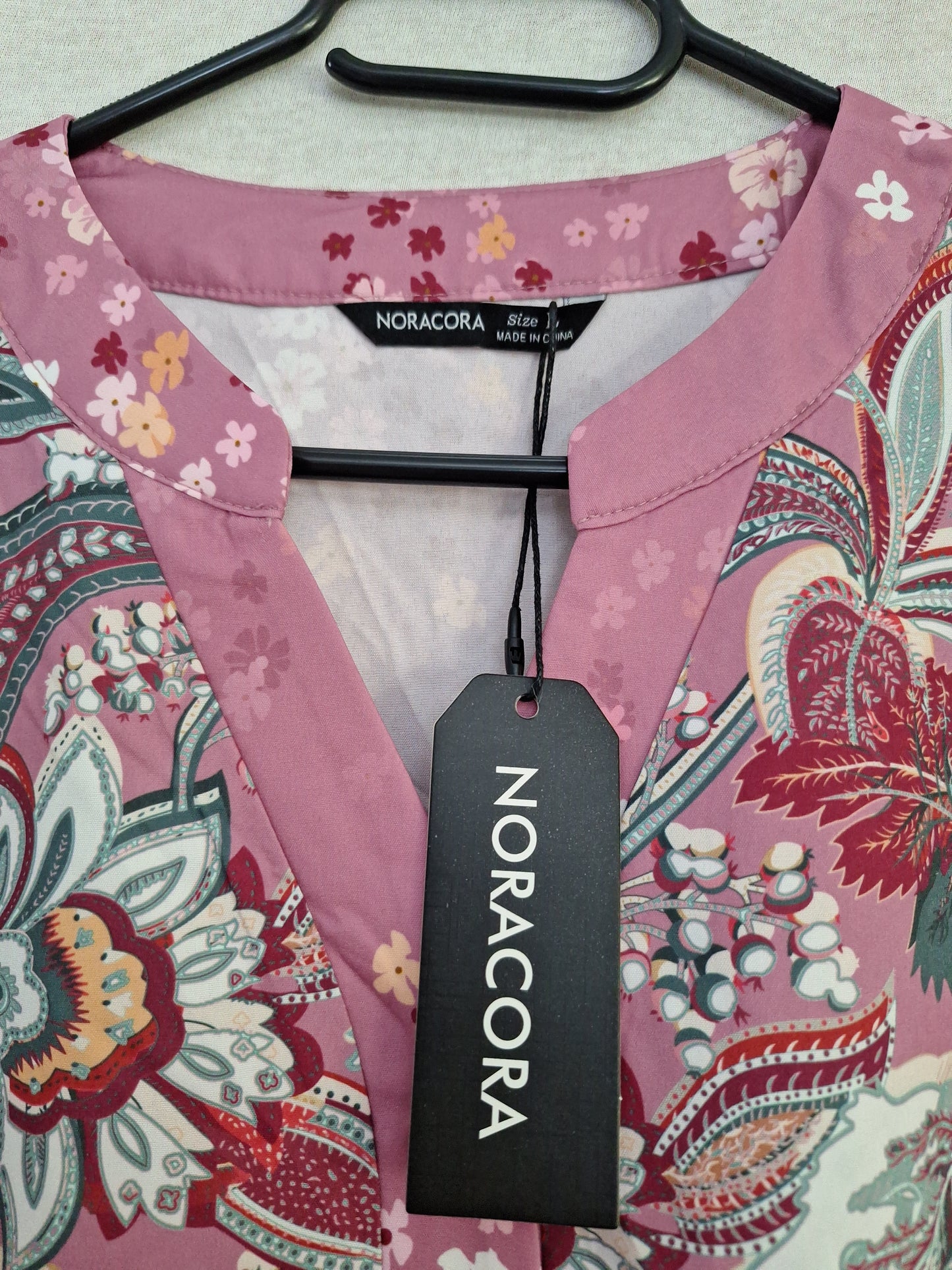 Noracora Langarmkleid Blumen 40