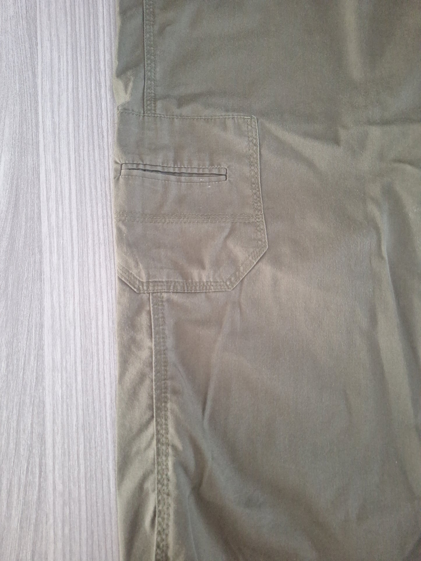 Casual Wear Cargohose Stickerei 44
