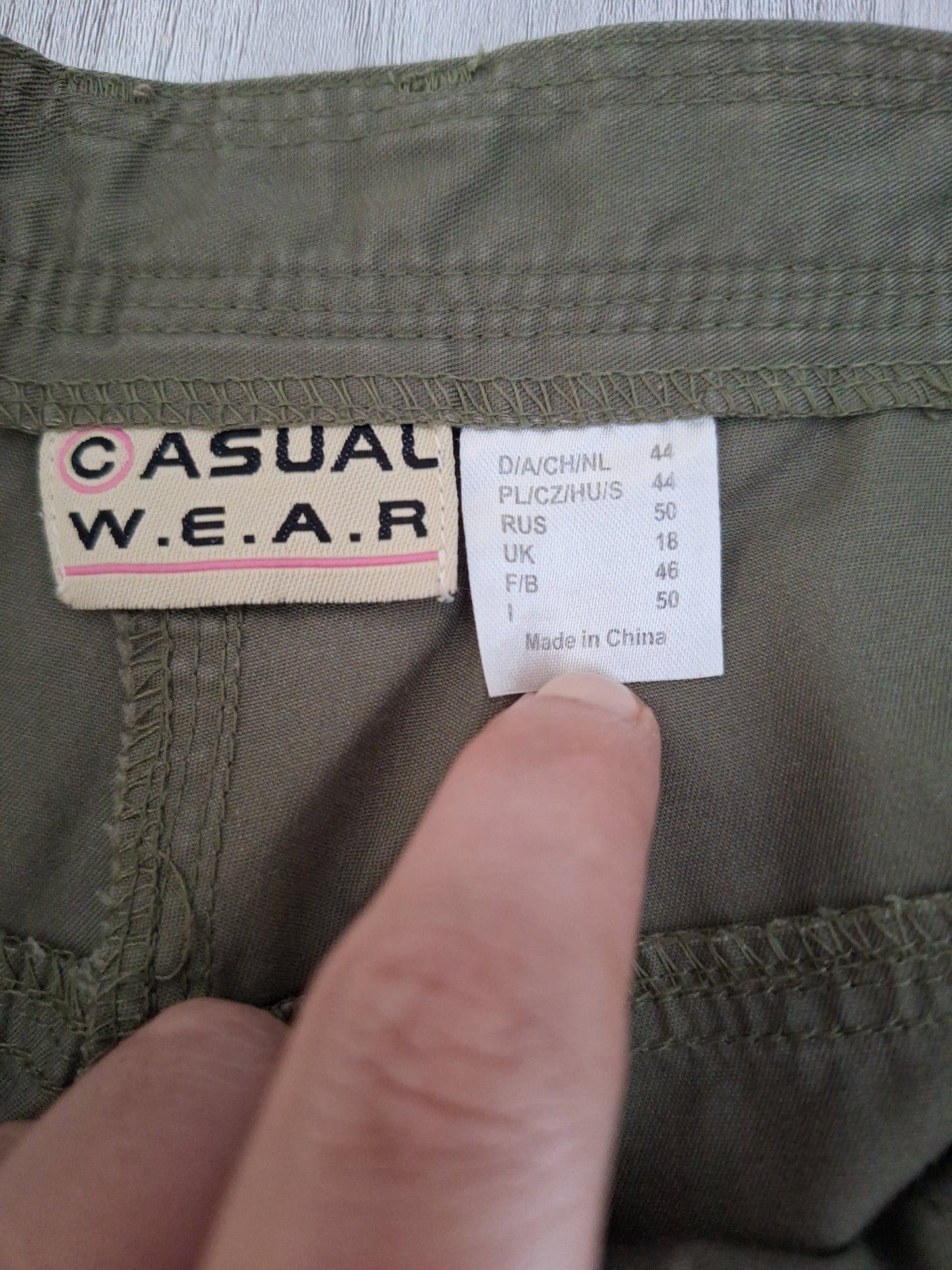 Casual Wear Cargohose Stickerei 44