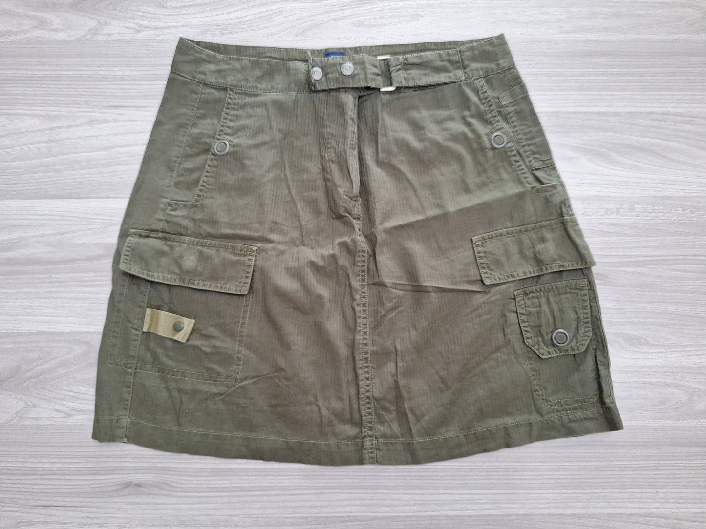 Cecil Cargorock 38
