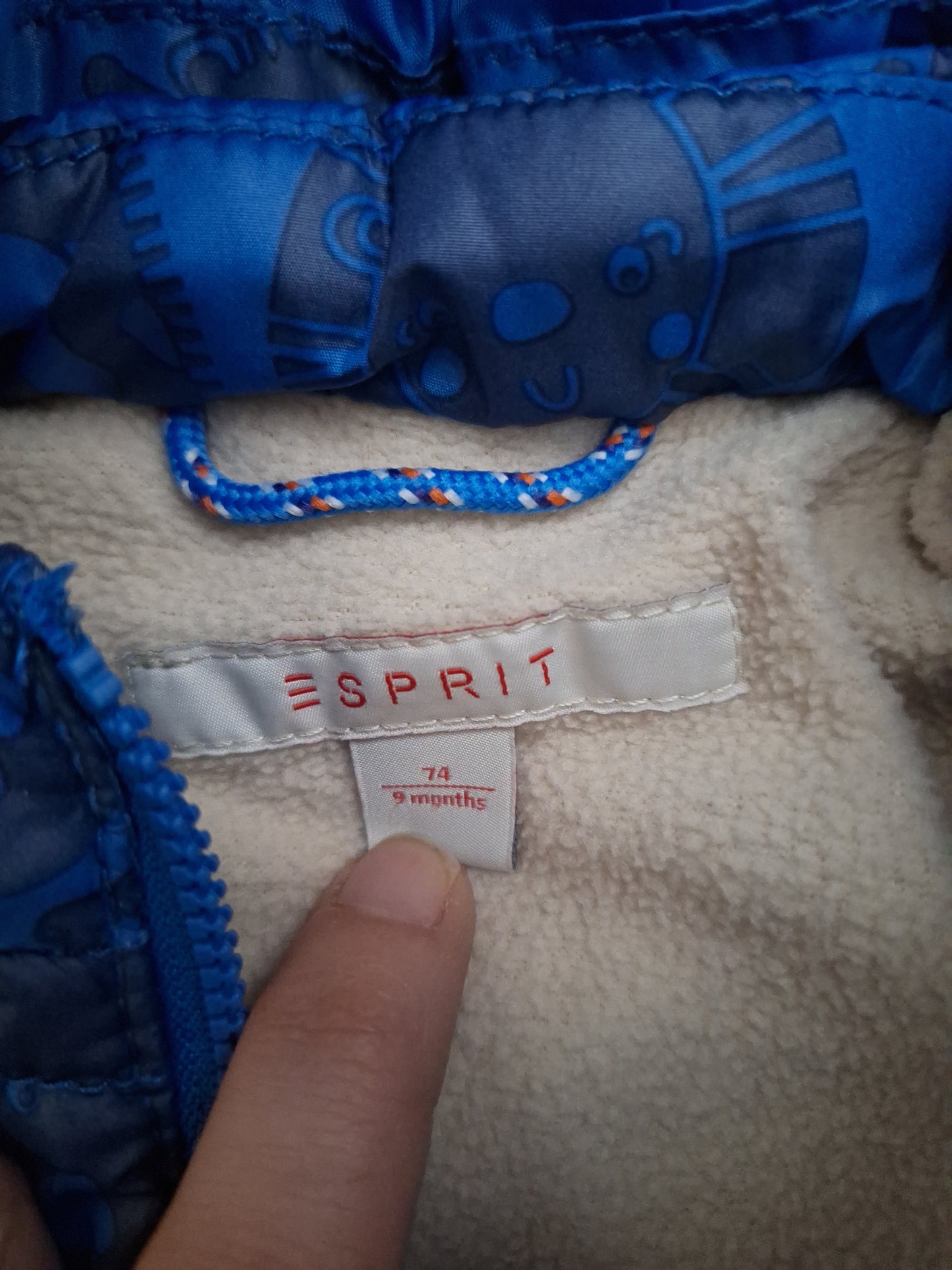 Esprit Winterjacke Tiere 74