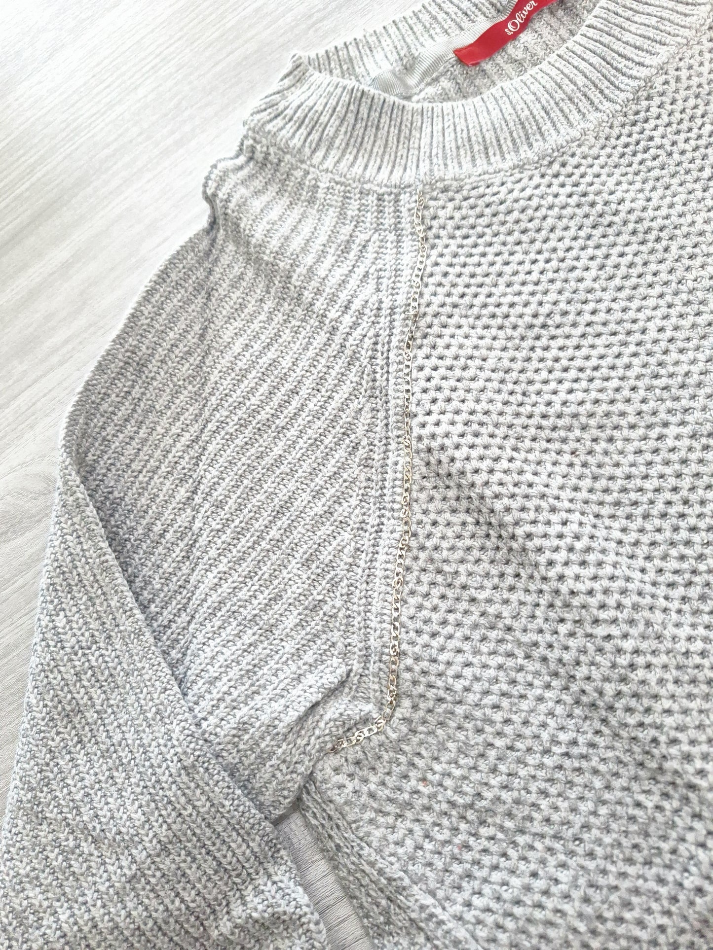 s.Oliver Strickpullover Zierkette 40