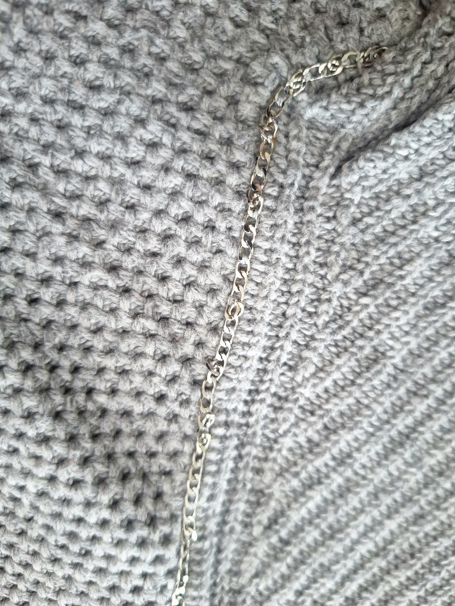 s.Oliver Strickpullover Zierkette 40