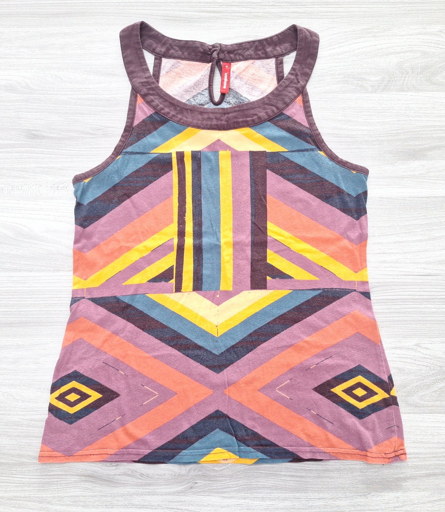 Manguun Top Ethno 38