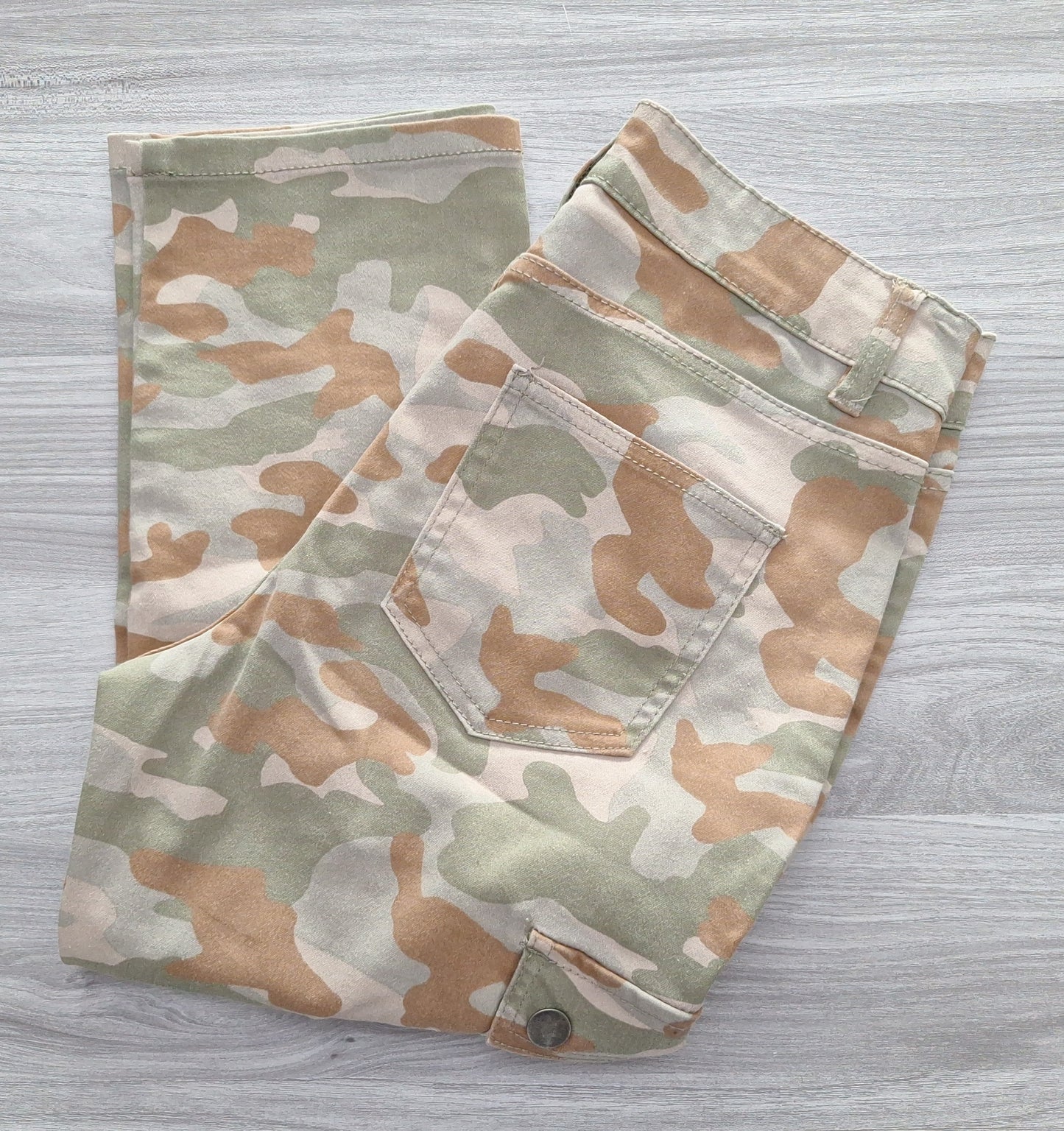Janina Cargohose Camouflage 36